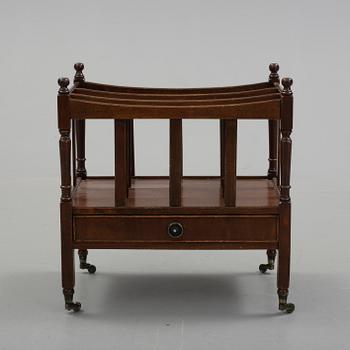 TIDNINGSSTÄLL, England, 1900-tal.