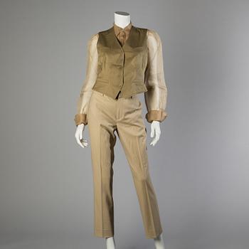 Trousers, shirt and west by Ralph Lauren.
