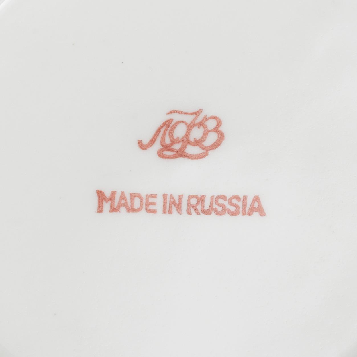 A Russian porcelain tea service, Lomonosov, late 20th century.