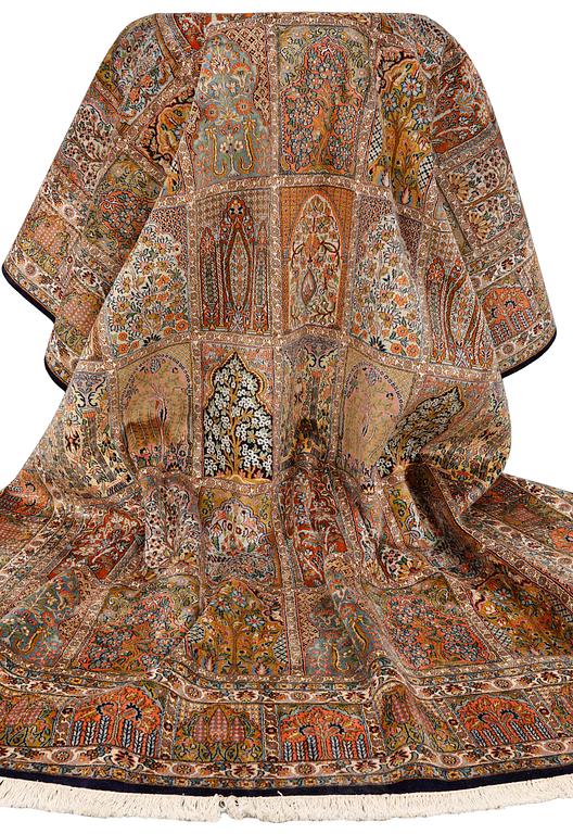 A carpet silk Kashmir, c 330 x 245 cm.