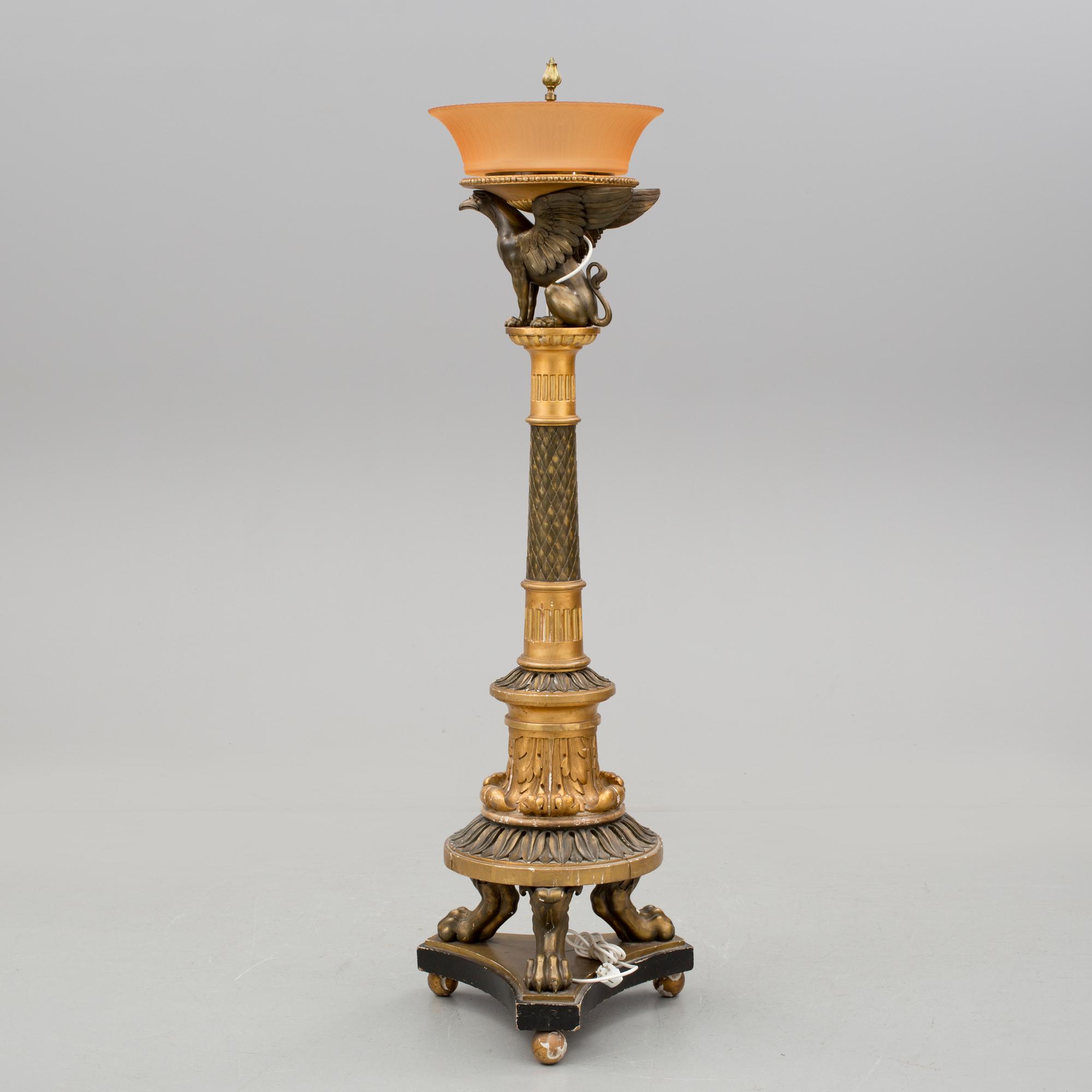 GUERIDON. Empirestil, 1800-talets andra hälft.