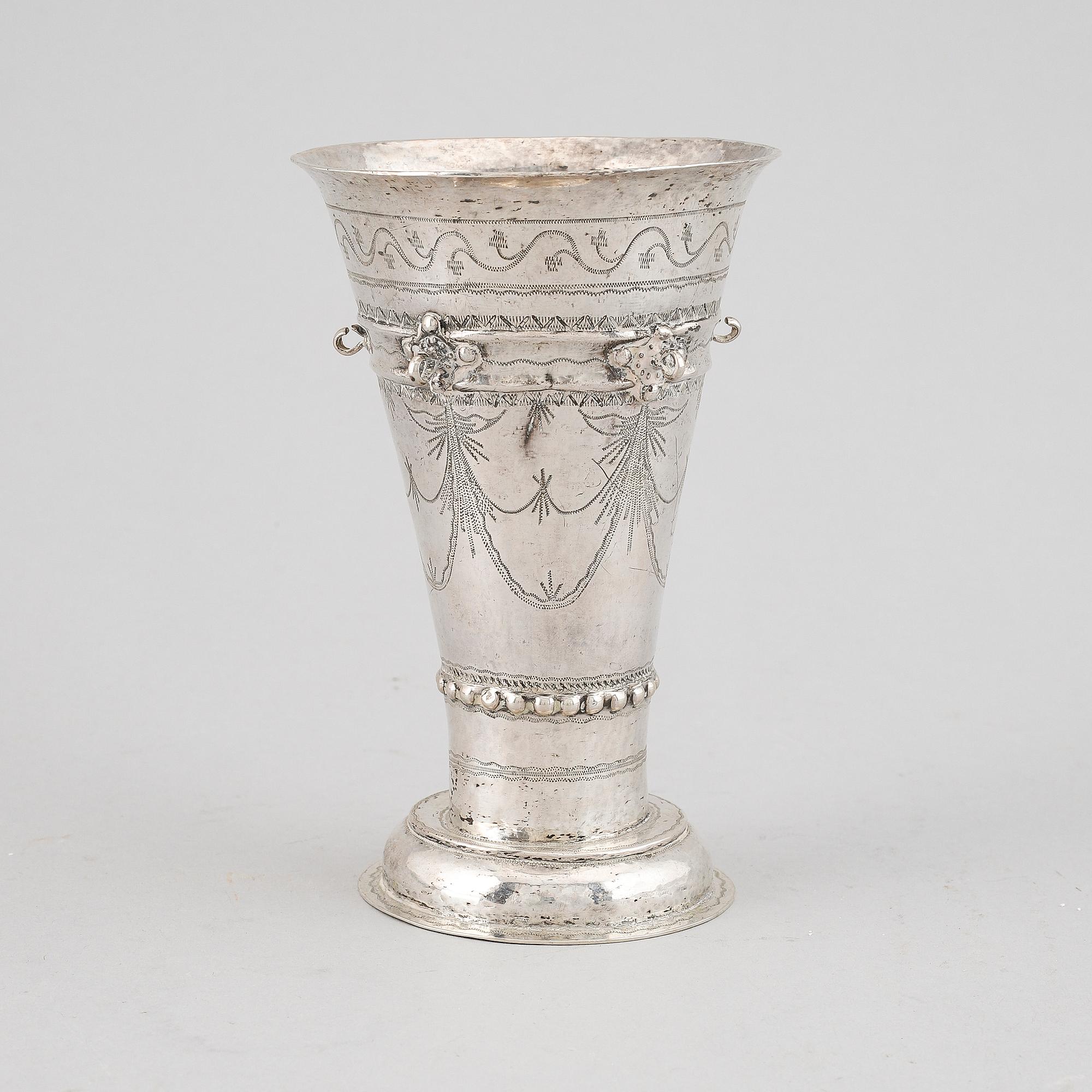 A Norwegian 19th century silver beaker, mark possibly of Christopher Desingthun, Bergen 1842.