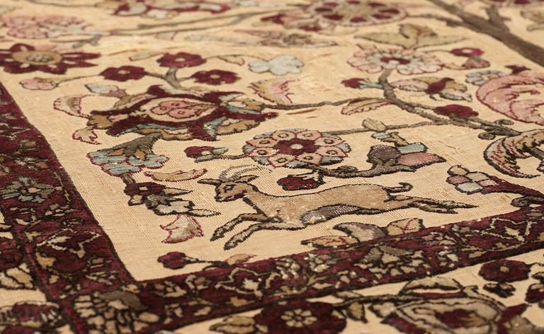 SEMI-ANTIQUE SILK KASHAN SOUF. 211 x 130 cm.