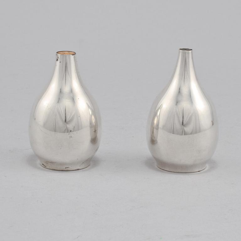SALT- OCH PEPPARKAR, sterling, Hans Hansen, Danmark, 1967. Vikt 130 g.