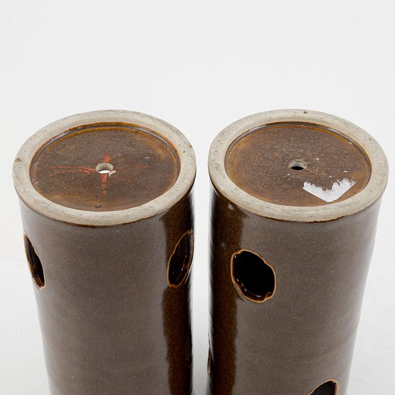 A pair of Chinese porcelain hat stands, 20th century.