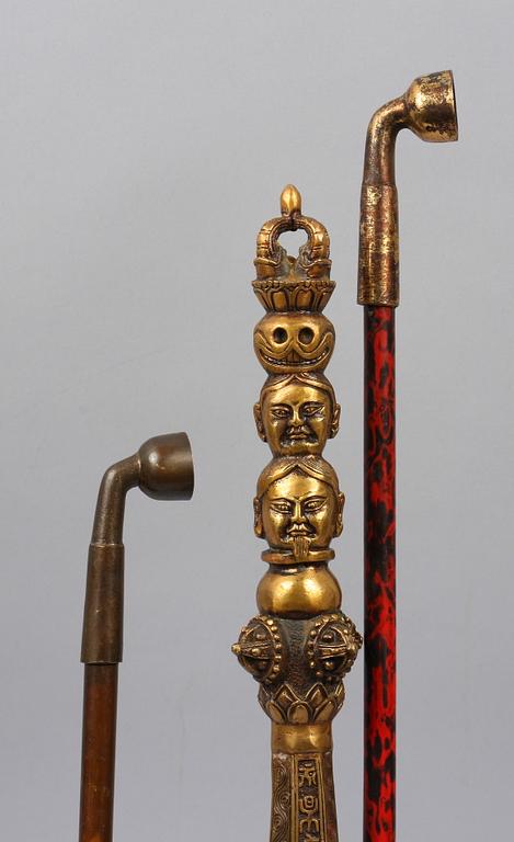 PIPOR, 2 st, samt STAV. Bl a metall.