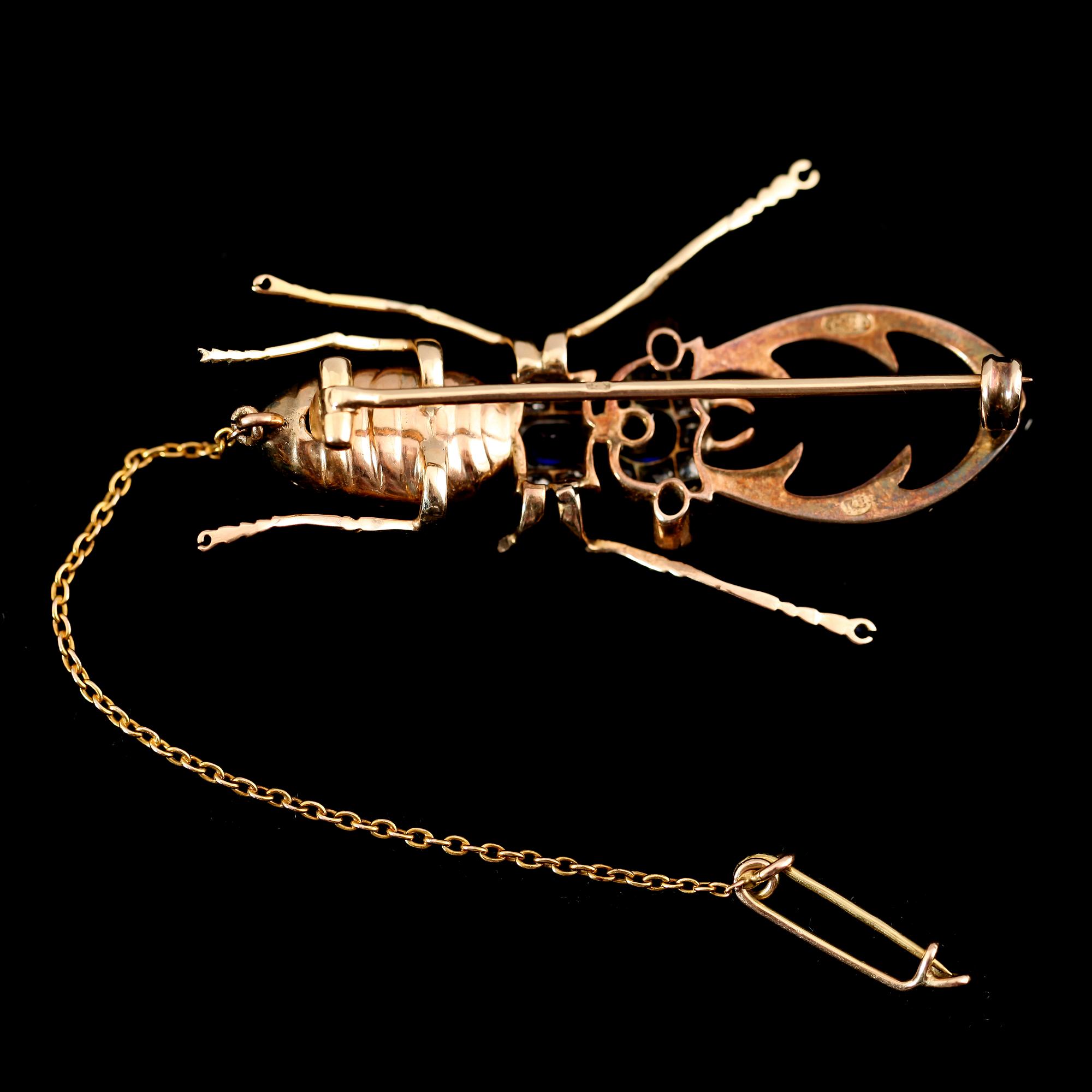 BROSCH, 14 k guld, Ryssland, tidigt 1900-tal. Total vikt ca 14 gram.