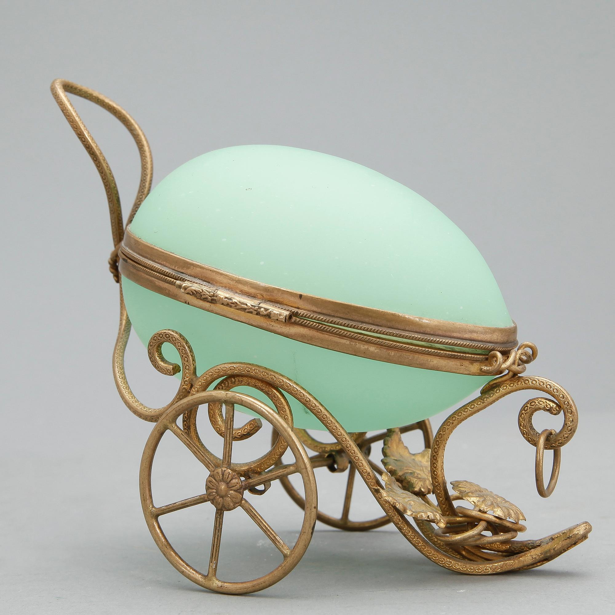 BONBONJÄR, Paris, senempire/nyrokoko, 1800-talets mitt.