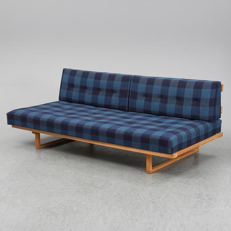 BØRGE MOGENSEN, an oak daybed, model 4311/4312, Fredericia Stolefabrik, Denmark, 1960's.