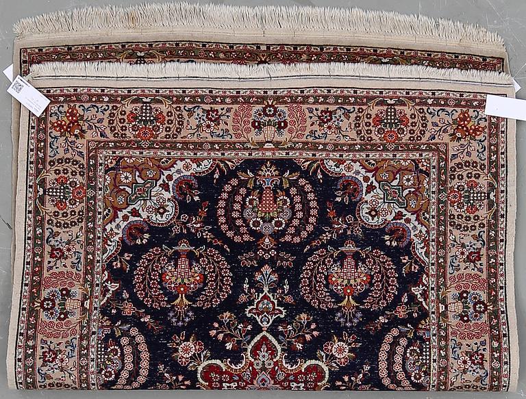 MATTA, orientalisk, ca 150x110 cm.