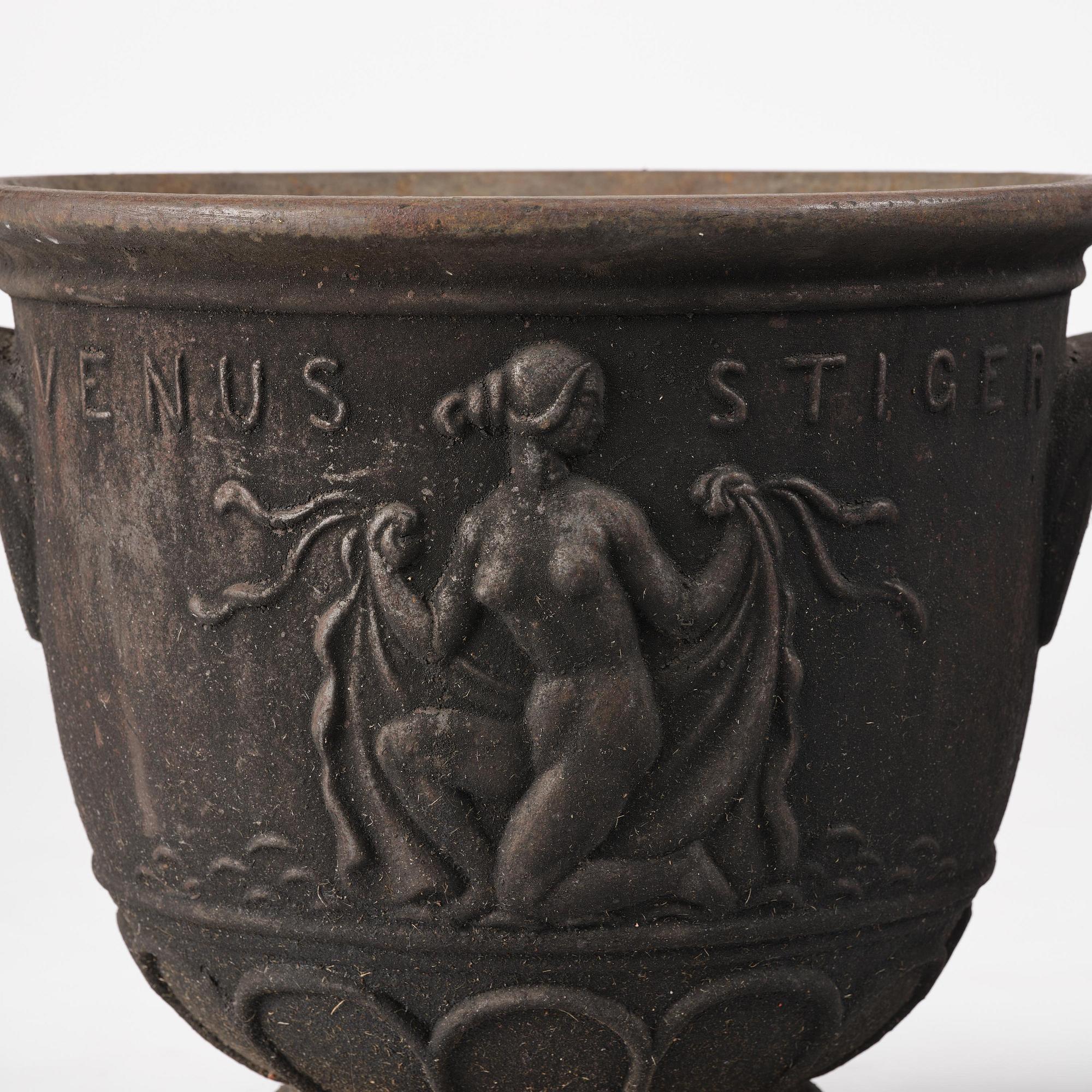 Ivar Johnsson, a pair of "Venus" cast iron urns, Näfveqvarns bruk, Swedish Grace.