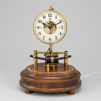 A 20th century table clock.