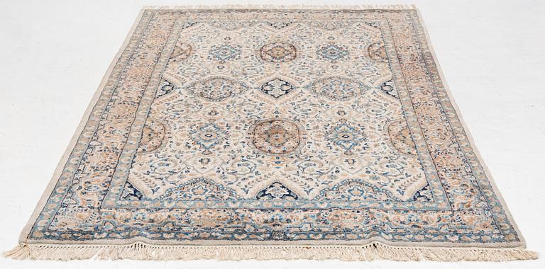 Carpet, approx. 290 x 180 cm.