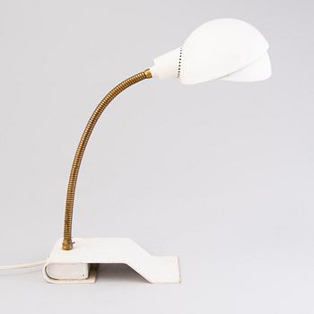 ALVAR AALTO, A table lamp 'A7603' for Valaistustyö.