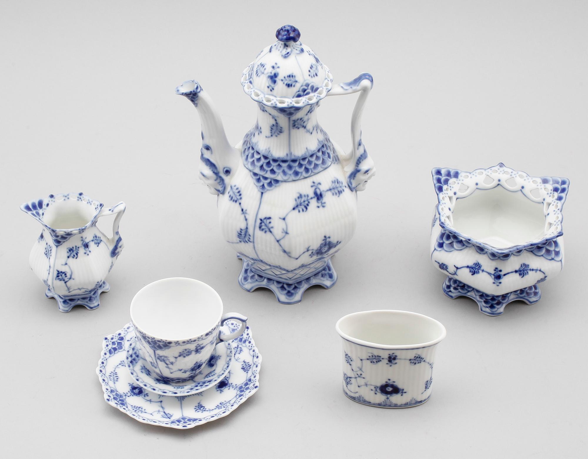 MOCKASERVIS, 15 delar, porslin, Royal Copenhagen.