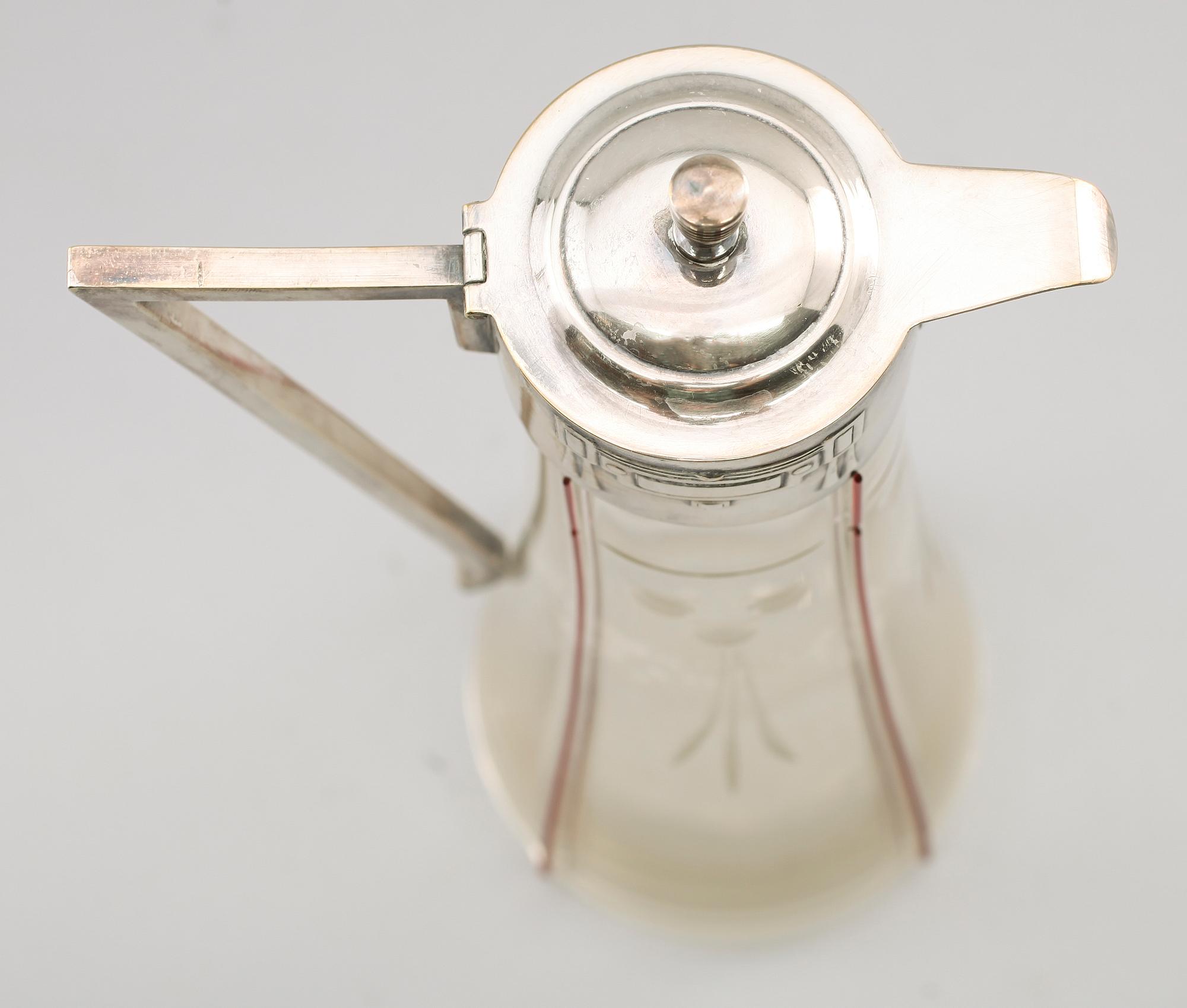VINKARAFF, glas och nysilver, omkring år 1900.
