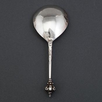 A Swedish 17th century silver spoon, unidentified mark.