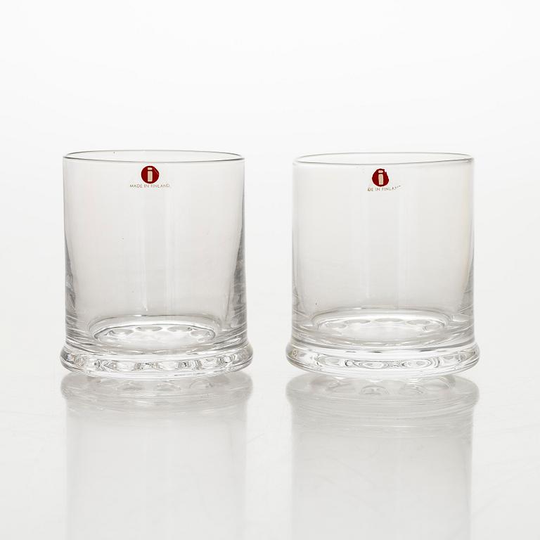 Timo Sarpaneva, drinking glasses, 16 pcs, "Helminauha" (Pearl Band), Iittala 1964-1973.