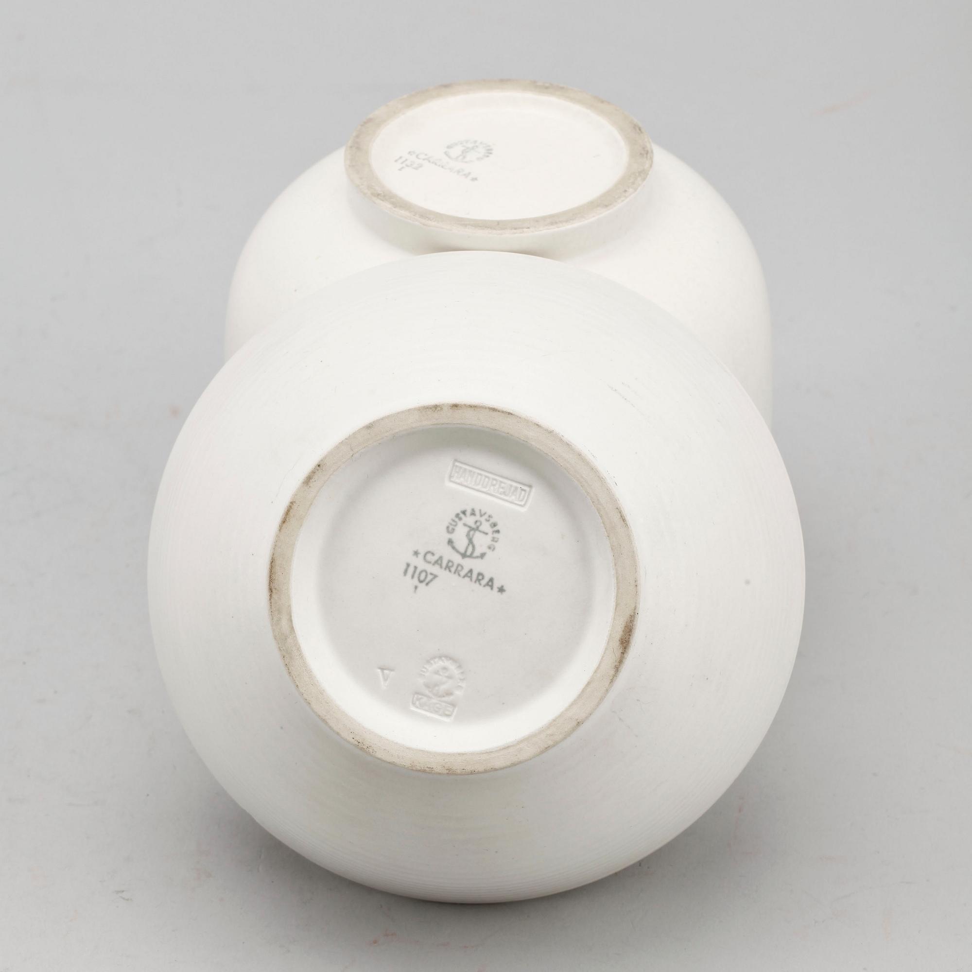 VAS samt SKÅL, 2 delar, stengods, "Carrara" Wilhelm Kåge, Gustavsberg.