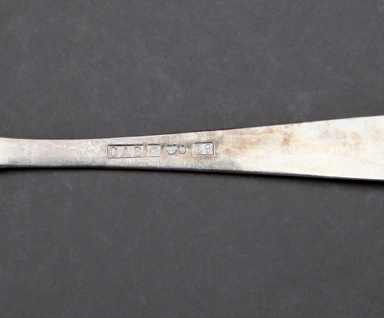 BESTICKSERVIS, 64 delar. Silver. Rosenholm. GAB Stockholm bl a 1974. Tot ca 2450 g.