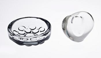 VAS samt SKÅL, glas, bl a Timo Sarpaneva, Iittala, Finland, sign o dat 55.