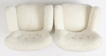 Fritz Hansen, a pair of "1669", easy chairs, Denmark 1940's.