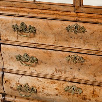 VITRINSKÅP, senbarock, sannolikt Holland, 1700-tal.