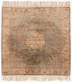 An antique rug, Paderma/Kayseri, approx. 154 x 154 cm.