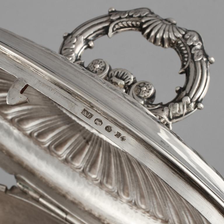 SOCKERSKRIN, silver, empire, Anders Lundqvist, Stockholm 1832. Vikt 828 g.