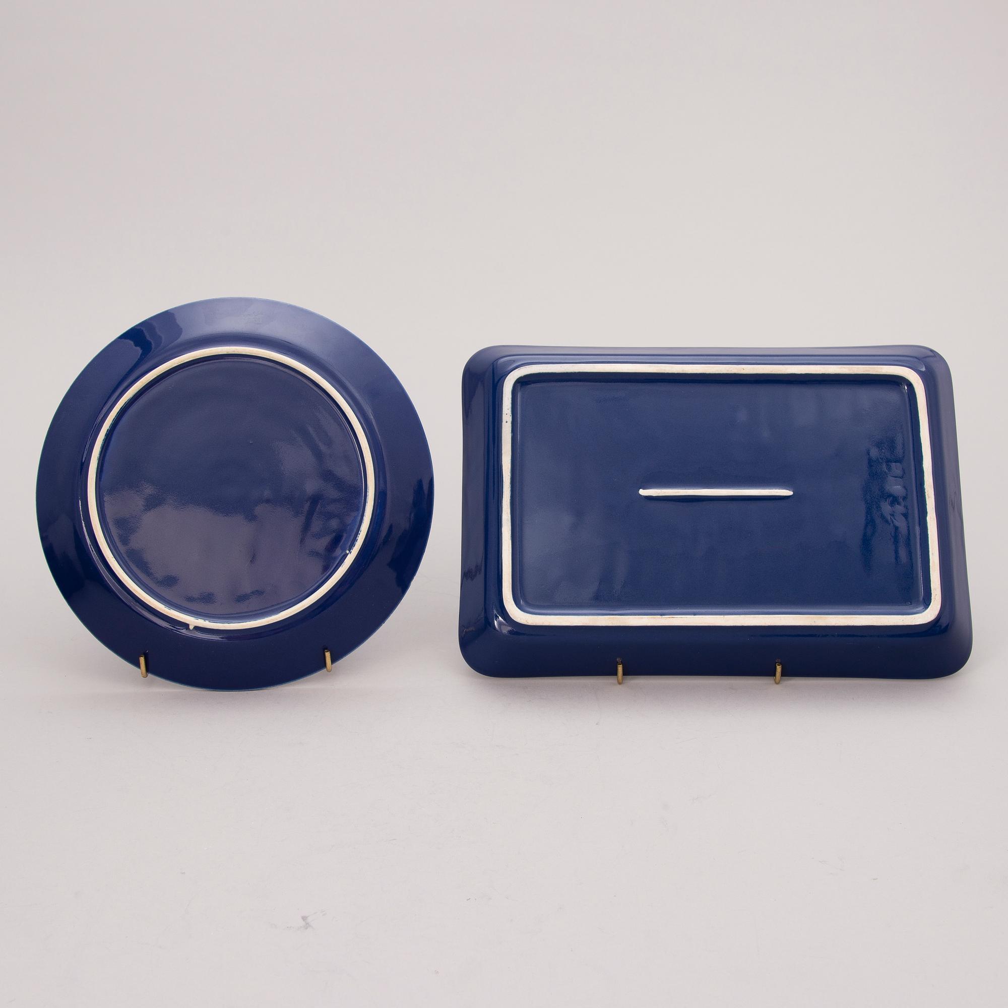 A 9 + 6-piece set of Kilta / Teema porcelain by Arabia, Finland.