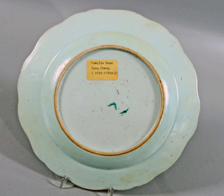 TALLRIKAR 3 div. Porslin, Kina Qianlong, 1700-tal.