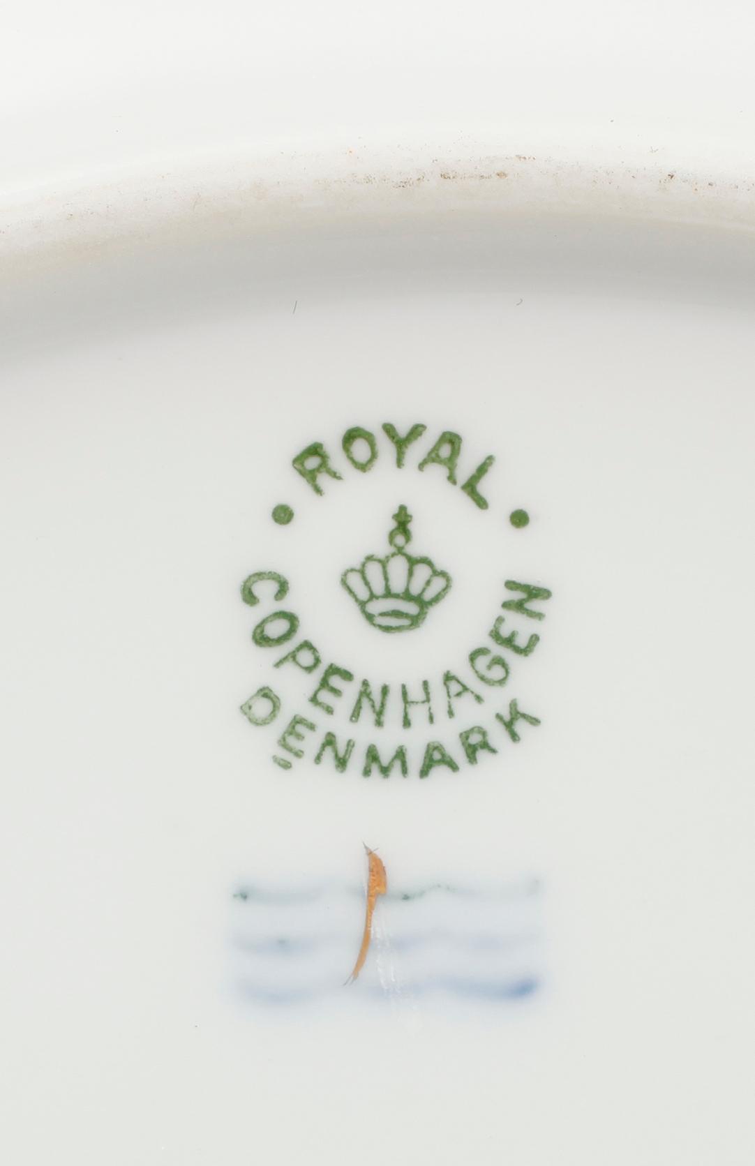 TALLRIKAR, 1 par, porslin, Royal Copenhagen, 1900-talets andra hälft.