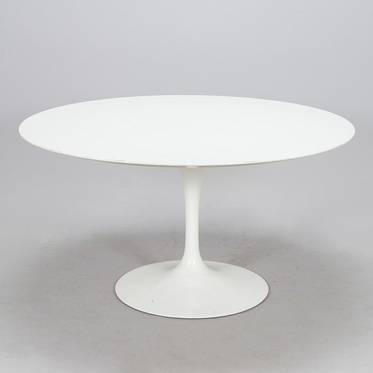 Eero Saarinen, pöytä, "Tulip", Artek. Lisenssillä valmistettu Billnäsin tehtailla, Fiskars, 1900-luvun puoliväli.