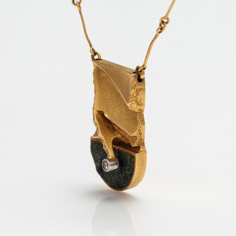 Björn Weckström, "Aztec", an 18K gold necklace with a diamond ca. 0.05 ct and a zoisite. Lapponia 1977.