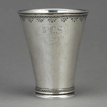 BÄGARE, silver, troligen 1700-tal, ej identiferad mästarstämpel. Vikt ca 61 gram.