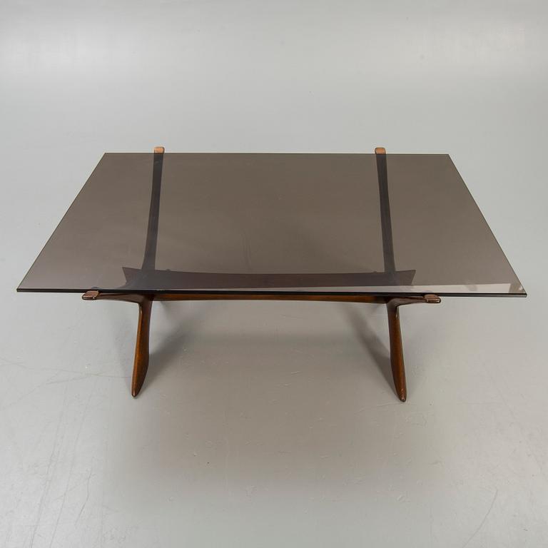 Fredrik Schriever-Abeln, soffbord, "nr 9", Örebro Glasindustri, modell lanserad 1967.
