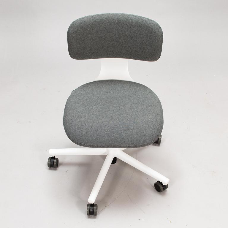 Konstantin Grcic, tuoli / konttorituoli, "Rookie", Vitra.