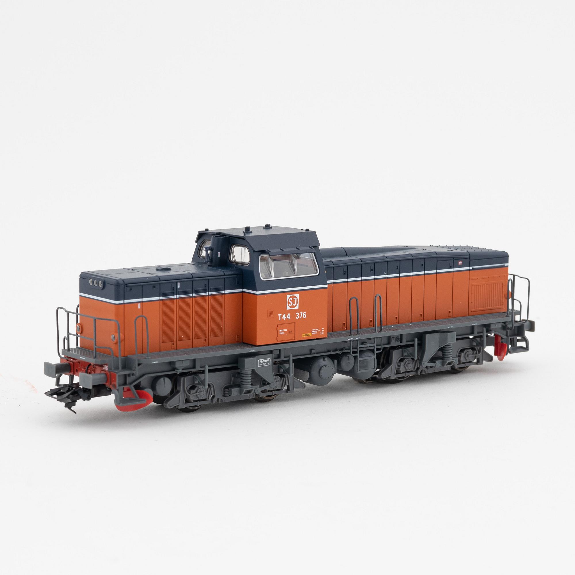 Märklin, diesel locomotive, gauge H0, in box.