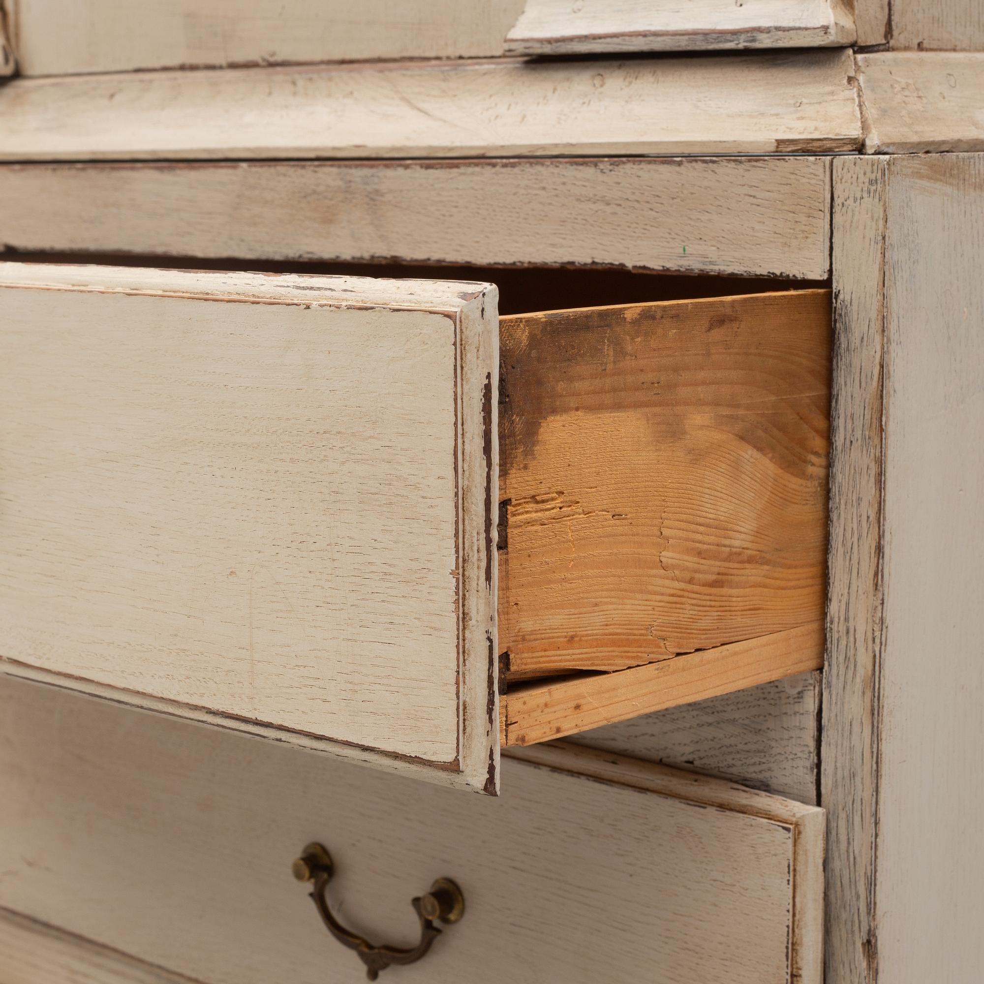 A 18th century cabinet.