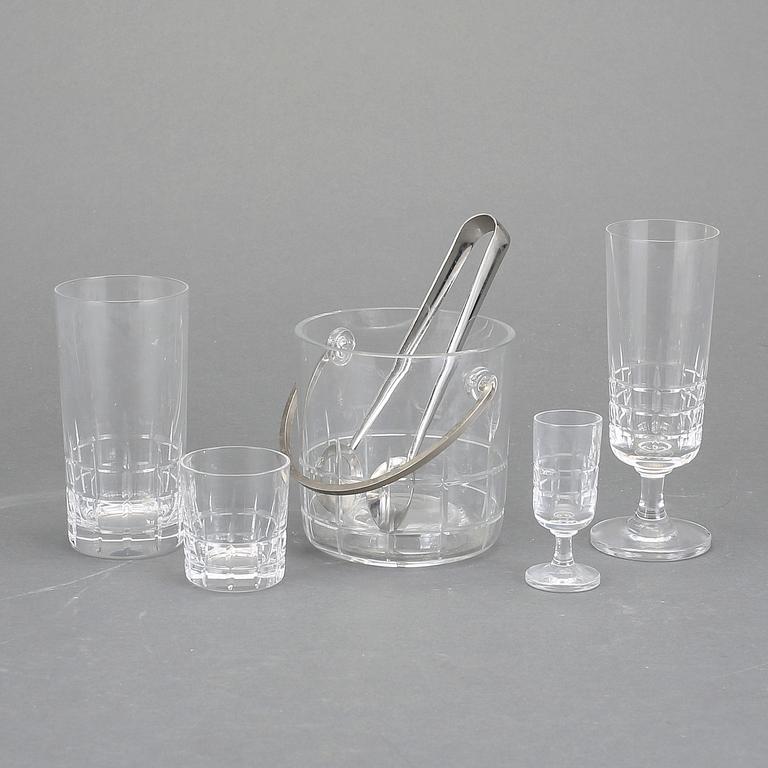 GLASSERVIS, 33 delar, "City", Kosta Boda.