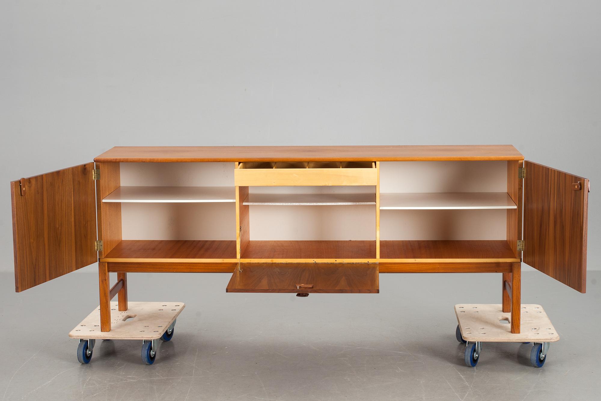 SIDEBOARD, Karl-Erik Ekselius, JOC, Vetlanda, 1960-tal.