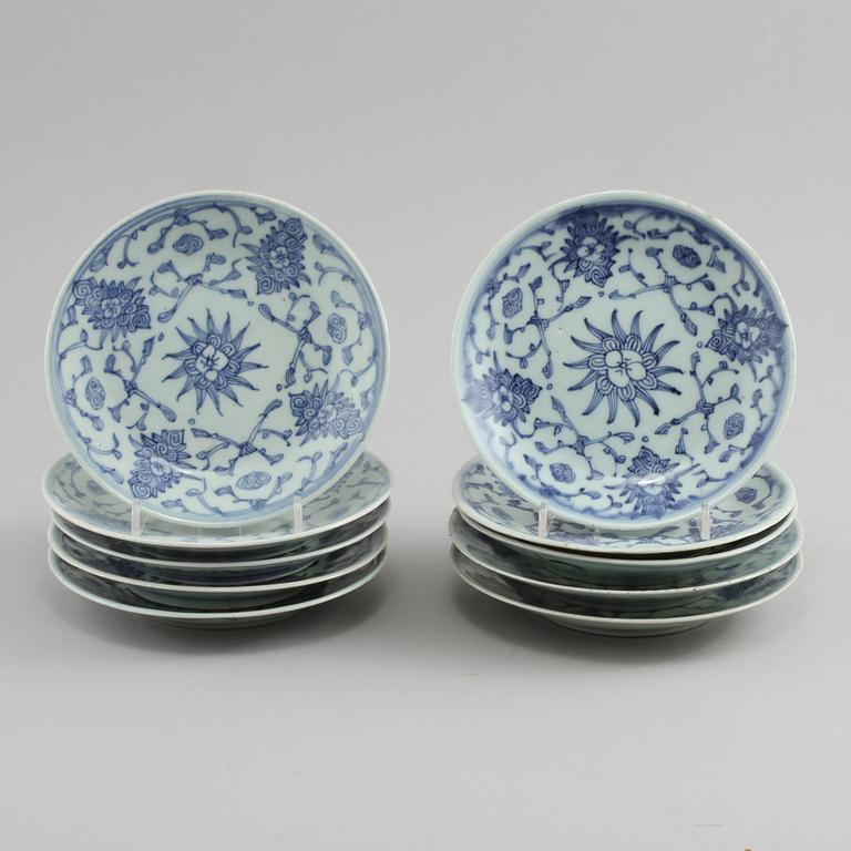 BÄRTALLRIKAR, 10 st, porslin, Kina, 1900-tal.