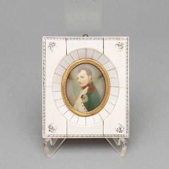 MINIATYRER, 7st, delvis bemålade tryck, 1900-tal.