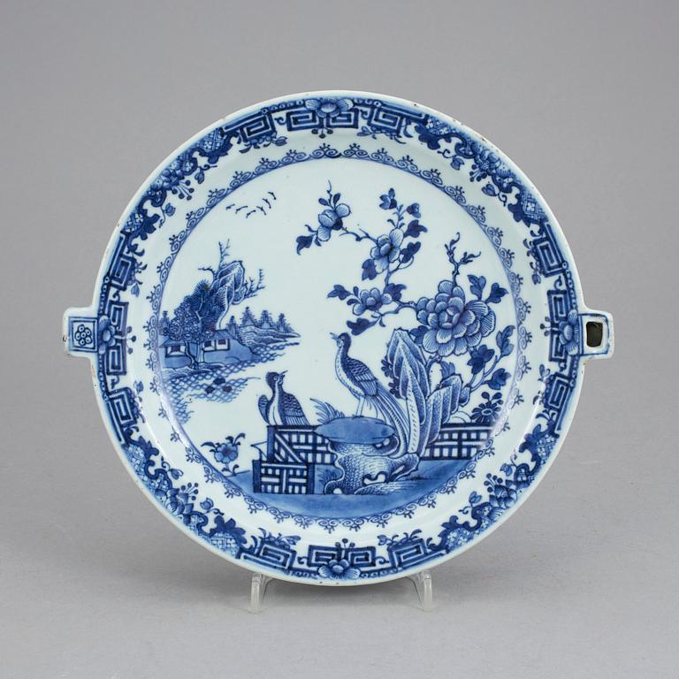 VÄRMEFAT, kompaniporslin. Kina, Qingdynastin, Qianlong 1736-95).