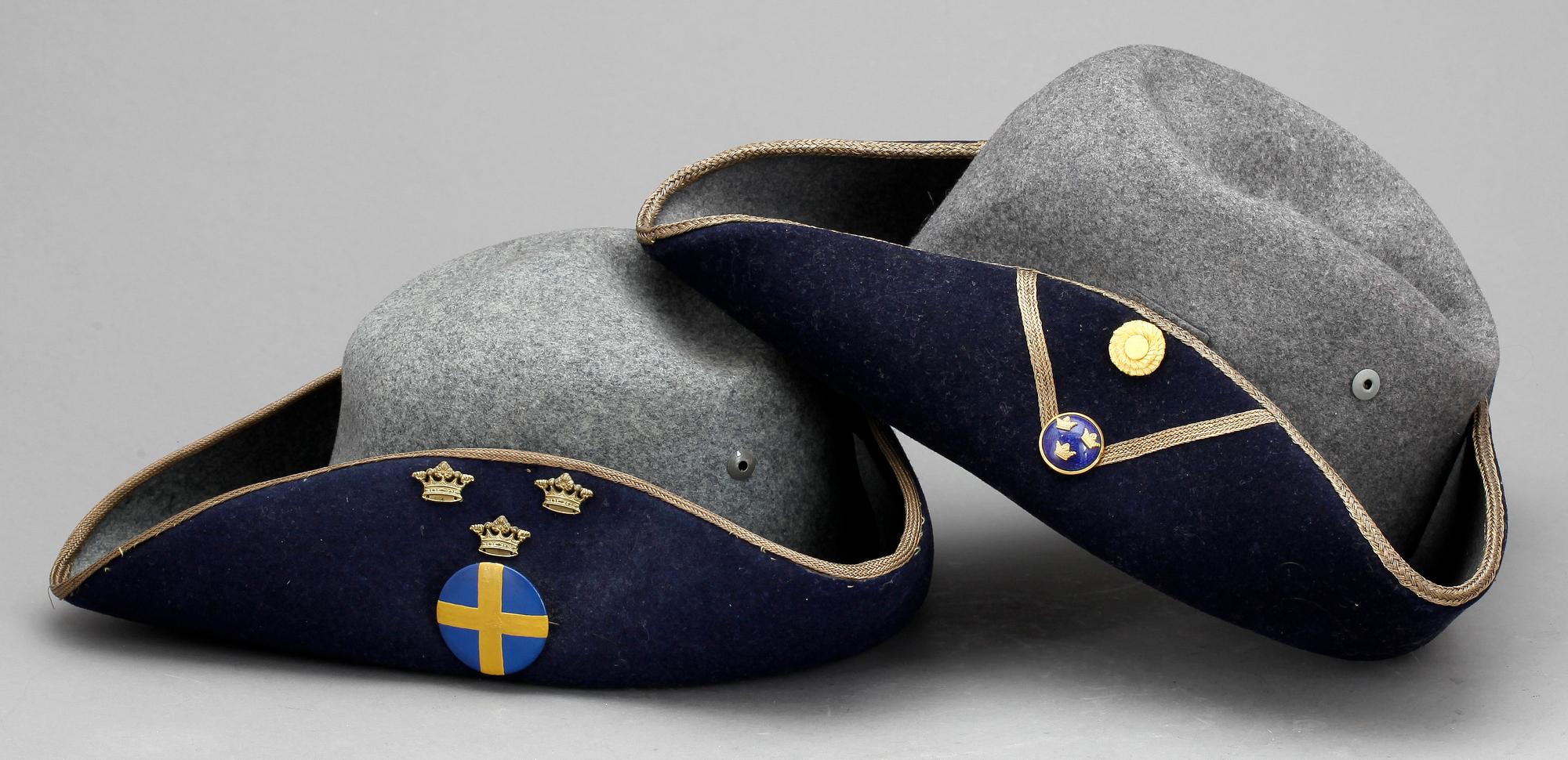 LANDSTORMSHATTAR, 2 stycken, Sverige, m/1907 samt m/1910.