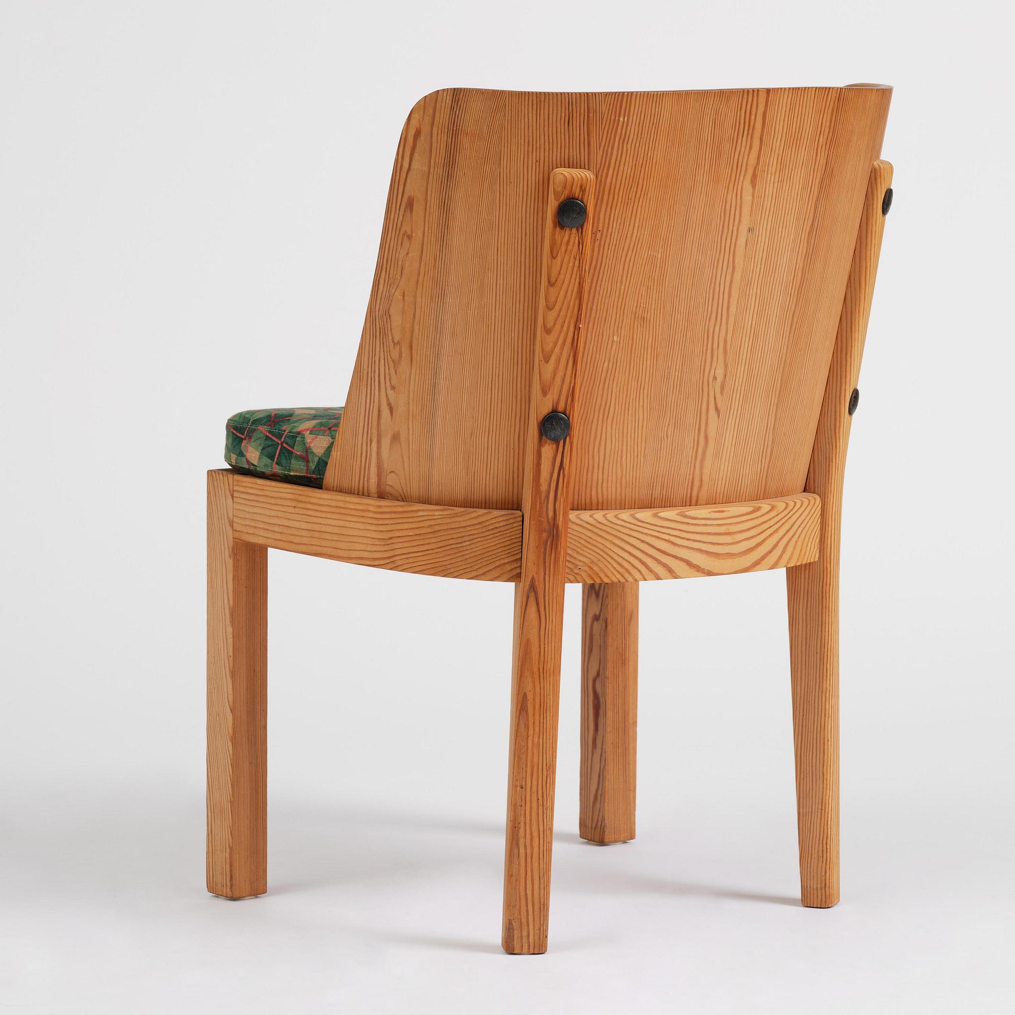 Axel Einar Hjorth, a stained pine "Lovö" chair, Nordiska Kompaniet, Sweden, 1930s.