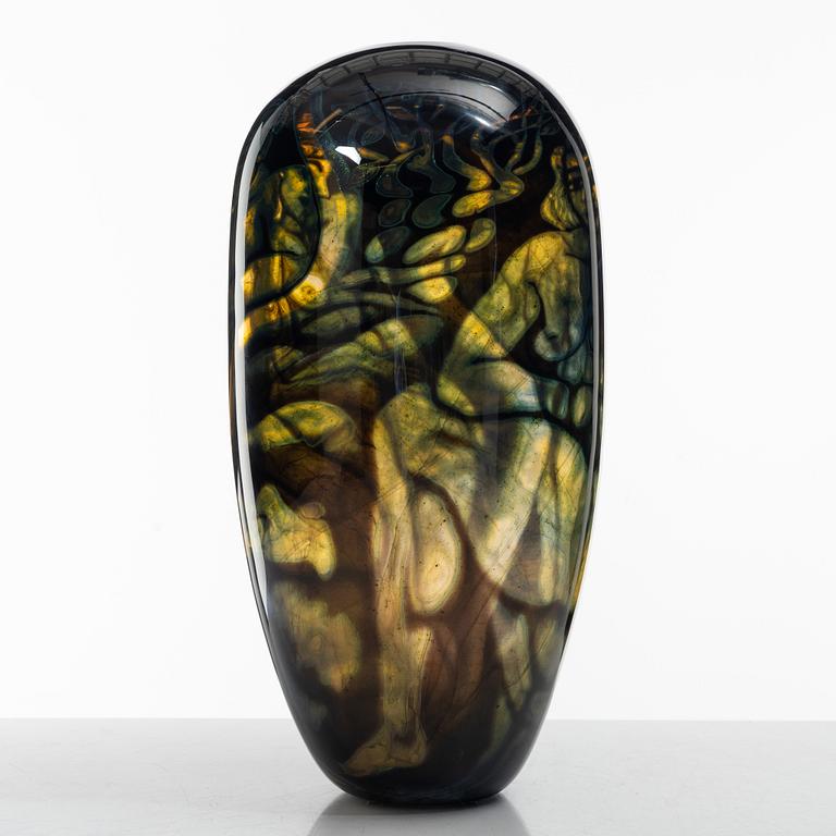 Eva Englund, a graal glass vase, Orrefors 1989.