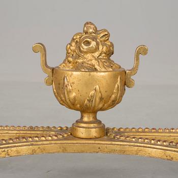 KONSOLBORD, gustaviansk stil. 1900-talets andra kvartal.