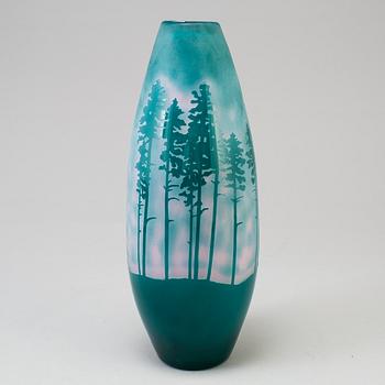 A Swedish Sissi Westerberg overlay vase, Reijmyre 2017.