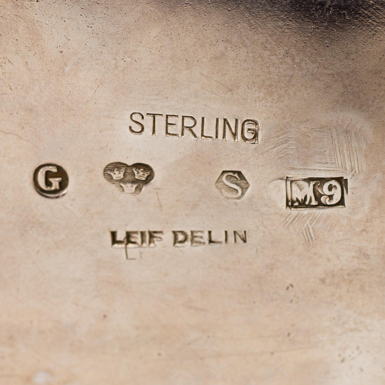 A sterling silver box by Leif Delin, 1962. Weight ca 384 grams.